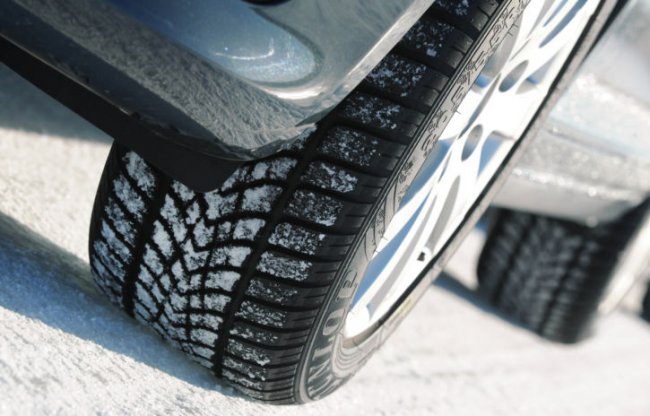 Заміна гуми в автомашині: коли, як, чому і за скільки 