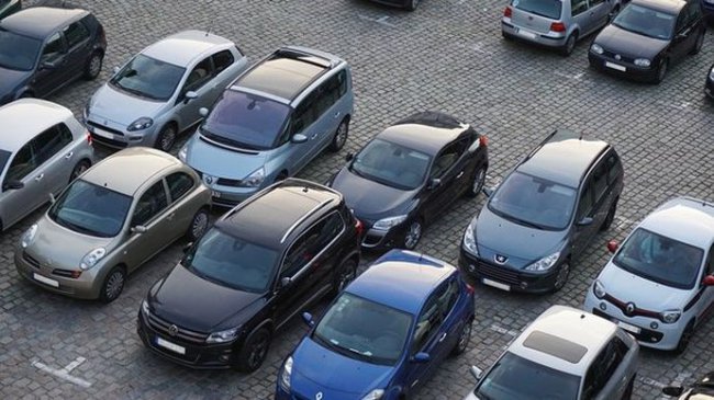 Новый закон о парковке: авто смогут эвакуировать, а нарушители не смогут отвертеться от штрафов
