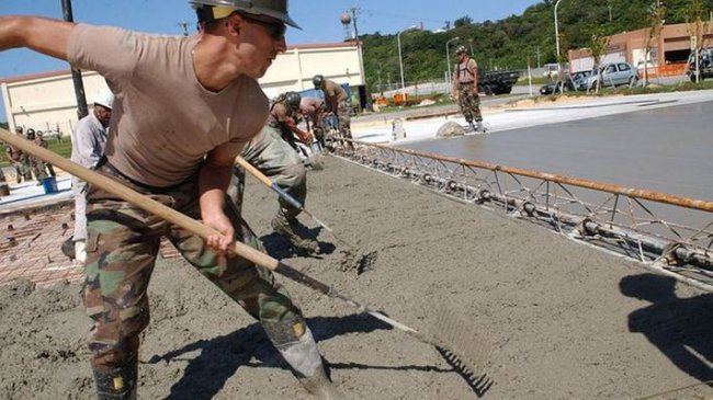 В Украине планируют строить бетонные дороги: зачем они нужны и в чем подвох