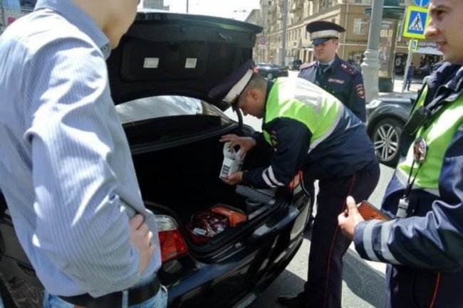 Українських водіїв штрафуватимуть за вміст багажника