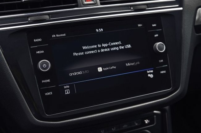 Голосовий помічник Siri тепер може керувати деякими функціями в автівках Volkswagen