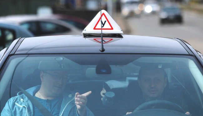 Без навчання в автошколі: нові правила одержання водійського посвідчення
